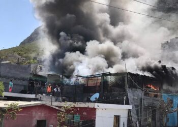 INCENDIO EN ESCOBEDO DEJA CUATRO MUERTOS