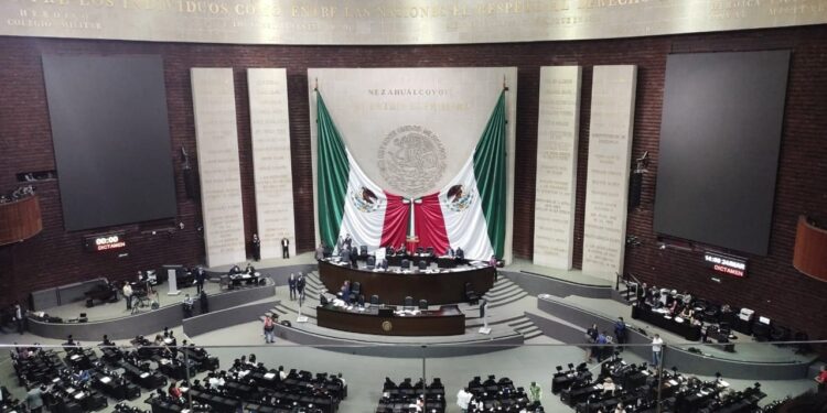 Sociedad civil y familiares de víctimas de siniestros de tránsito urgen a la Cámara de Diputados a aprobar ya la Ley Movilidad Segura.