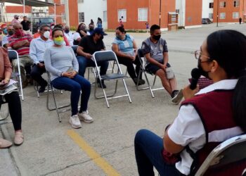 Morenistas en acción por la ratificación de mandato