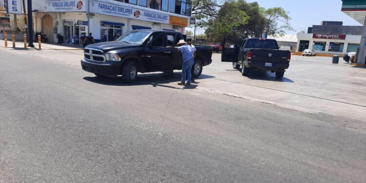Por gravedad trasladan a Oaxaca a pintor electrocutado en Huajuapan de León