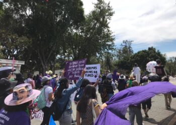 Organizaciones y colectivas de mujeres se manifiestan para exigir sus derechos históricamente negados por una sociedad machista, capitalista y patriarcal