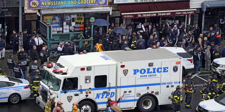13 heridos deja tiroteo en la estación del Metro de Nueva York