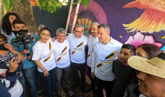 UABJO realiza Mega Tequio convocado por el rector Cristian Carreño.