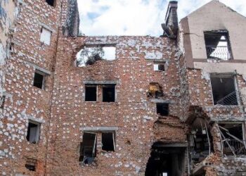 Crímenes de guerra en Ucrania, desalojos en Cisjordania, trabajo infantil, Yemen… Las noticias del lunes