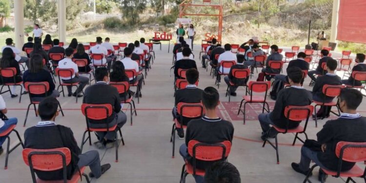 Ofrecen servicios amigables, métodos anticonceptivos para adolescentes: SSO