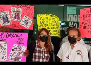 Afiliados al SIFEDS toman oficinas de la secretaría de Salud