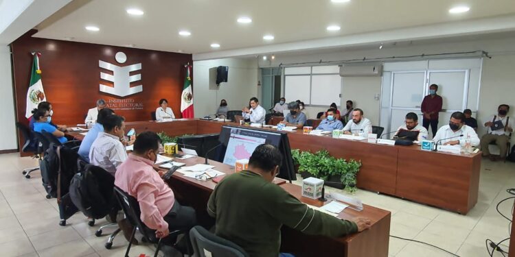 Avanza IEEPCO en propuesta de redistritación electoral
