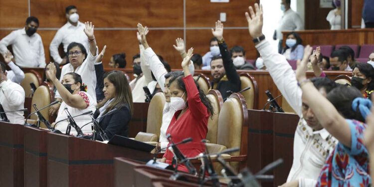 ¡Viva Oaxaca, viva la Guelaguetza! así se escuchó la 2da emisión de la máxima fiesta oaxaqueña