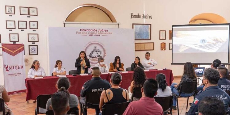 Se realiza el foro “Mujeres, Paz y Seguridad”.