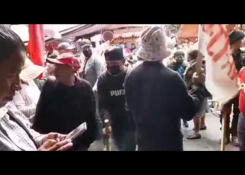 Organizaciones sociales toman el acceso al palacio de gobierno