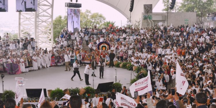 Tomó protesta Jara Cruz como nuevo gobernador de Oaxaca