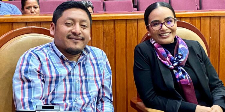 La diputada Liz Arroyo legisla y convive con y para las niñas y niños de Oaxaca