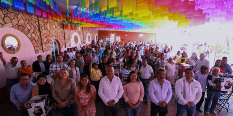 Por el bien de Xoxo autoridades municipales y representantes vecinales anteponen diálogo, unidad y respeto