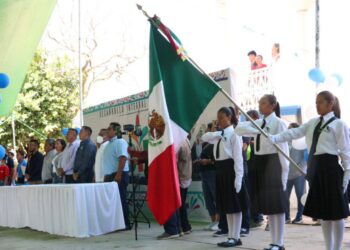 Gobierno de Xoxocotlán fomenta valores cívicos