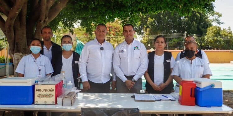 Trabaja DIF Municipal de Santa Cruz Xoxocotlán por la salud de las familias