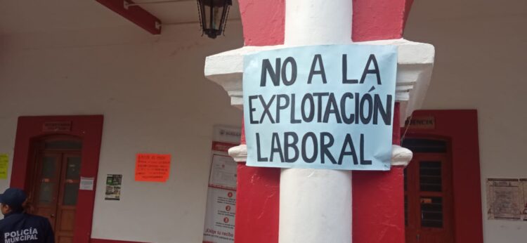 Policías municipales de Zaachila se declaran el paro de labores