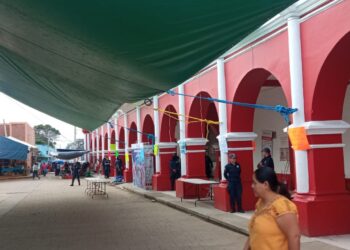 Policías municipales de Zaachila se declaran el paro de labores