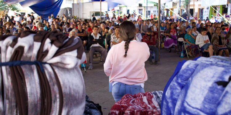 «Cobijando con Amor»: Fundación Nino inicia programa de donación de cobijas