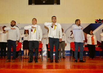 Convoca Antonino Morales a estudiantes del ITO a ser agentes de cambio para transformar Oaxaca