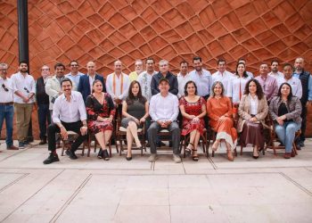 Nino Morales se reúne con empresarios oaxaqueños