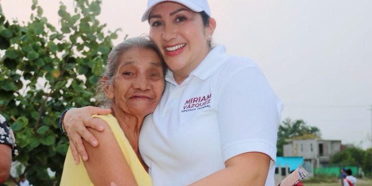 Se gana Miriam Vázquez el cariño de la gente  