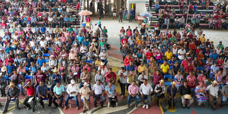 Pide Nino Morales, a sus hermanos indígenas, votar por los auténticos transformadores