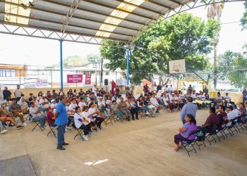 Ratifica Martínez Neri convicción de trabajar para el bienestar de Santa Rosa Panzacola