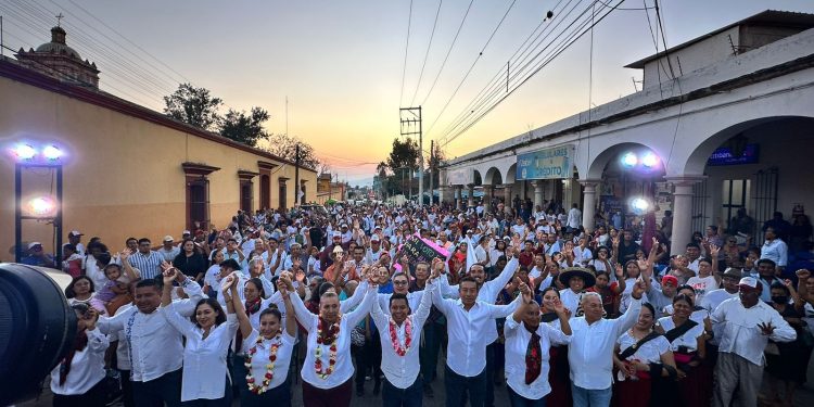 Tlacolula tiene que salir de la pesadilla de robos y saqueos de anteriores autoridades municipales»: Raquel Castillo Ortega