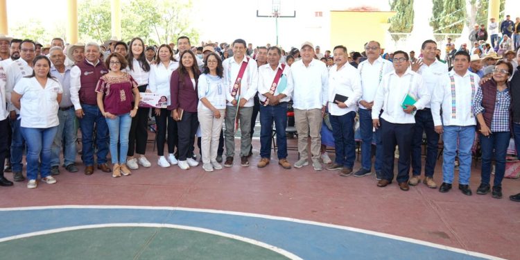 Acompaña Nino Morales a Jara en gira de trabajo por comunidades