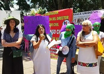 Denuncian violencia por razón de género contra ex trabajadora del Registro Civil de Oaxaca