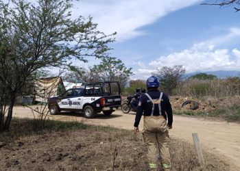Atienden cuerpos de seguridad y auxilio reporte de presunto desplome de aeronave en San María Coyotepec