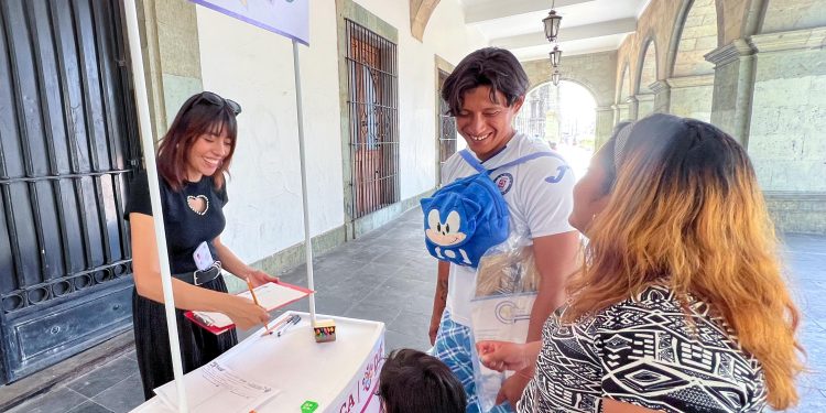 Inicia en nación Chocho Mixteca Mega Tequio de Reforestación Bienestar