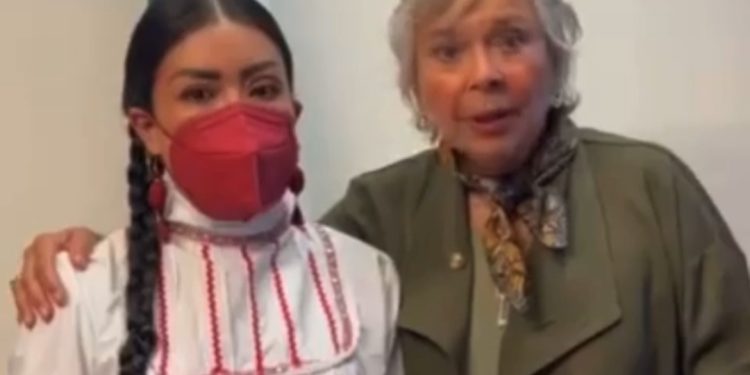 Desesperada por la debilidad de sus argumentos juridicos,  saxofonista María Elena Ríos ahora busca politizar su caso