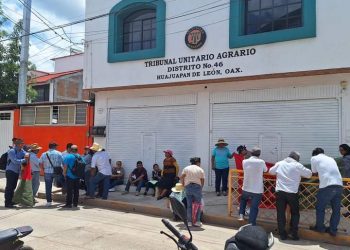 MULT toma Tribunal y Procuraduría Agraria en Huajuapan