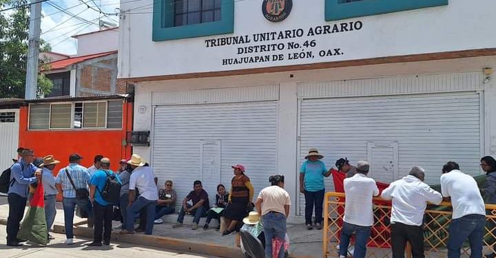 MULT toma Tribunal y Procuraduría Agraria en Huajuapan