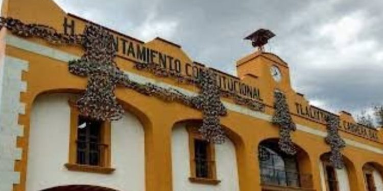 «HOY NADIE ENTRA NADIE SALE» DE TLALIXTAC, CIERRAN ACCESOS SE VA ARMAR EL TRAKA-TRAKA