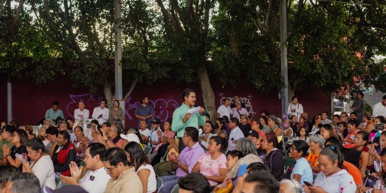Ray Chagoya impulsa diálogos vecinales para fortalecer la inclusión en Oaxaca de Juárez