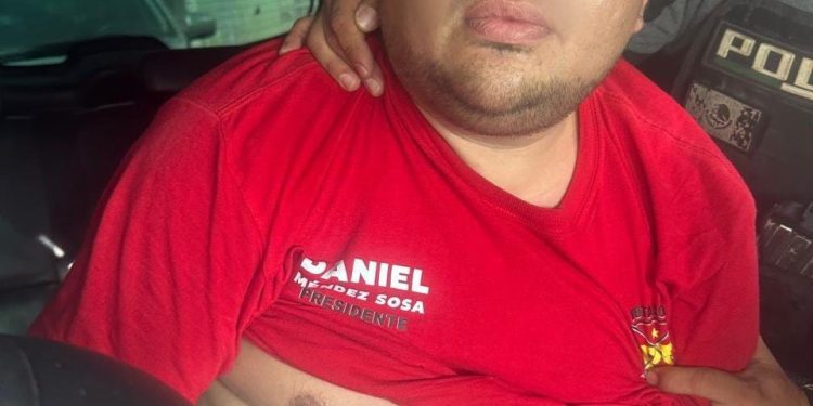 Van por el Cartel de San Luis Rey en Tehuantepec