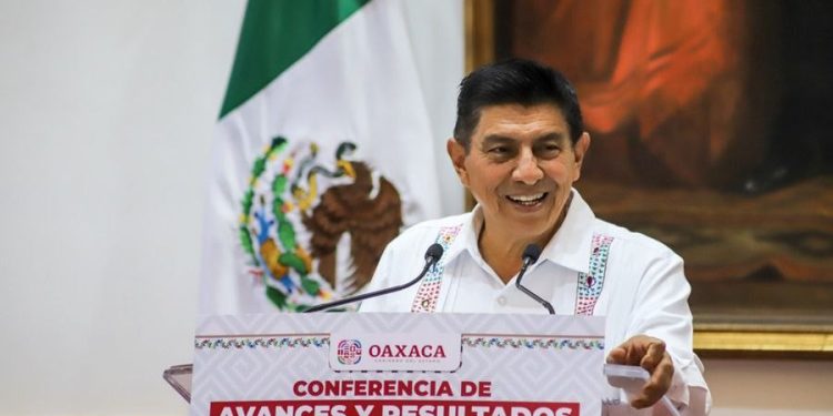 Reconoce Gobierno de Oaxaca a estudiantes ganadoras del Premio Juvenil del Agua Estocolmo 2024